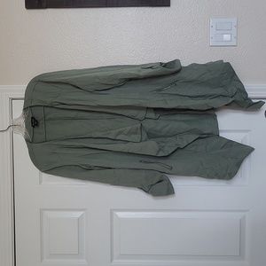 Green long lightweight jacket